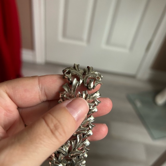4/$100 CORO vintage 1960 Elegant Silver Leaf Bracelet 7 inches 😍 - Picture 6 of 7